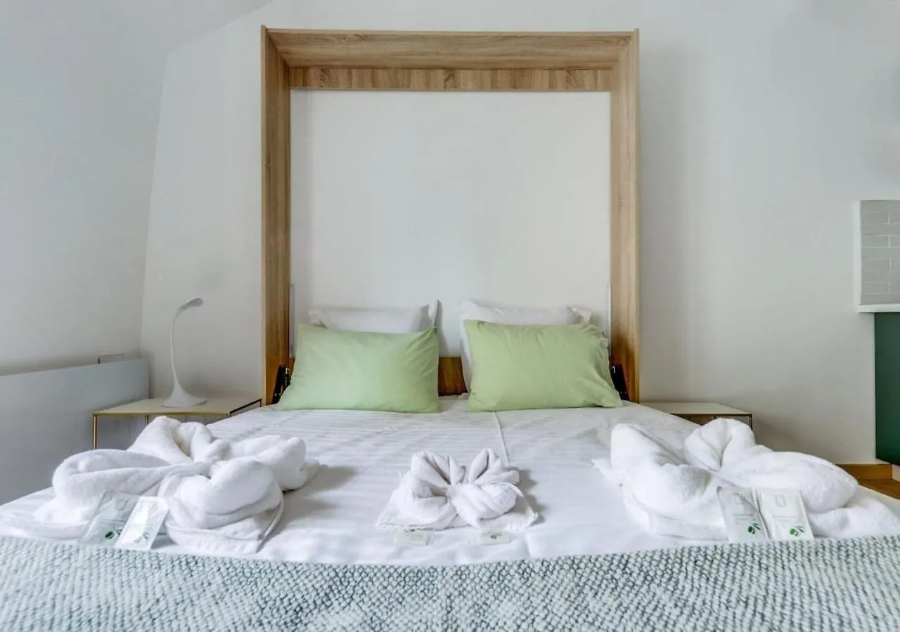 Sur Un Nuage - Calme & Renove - Odeon Apartment Paris France